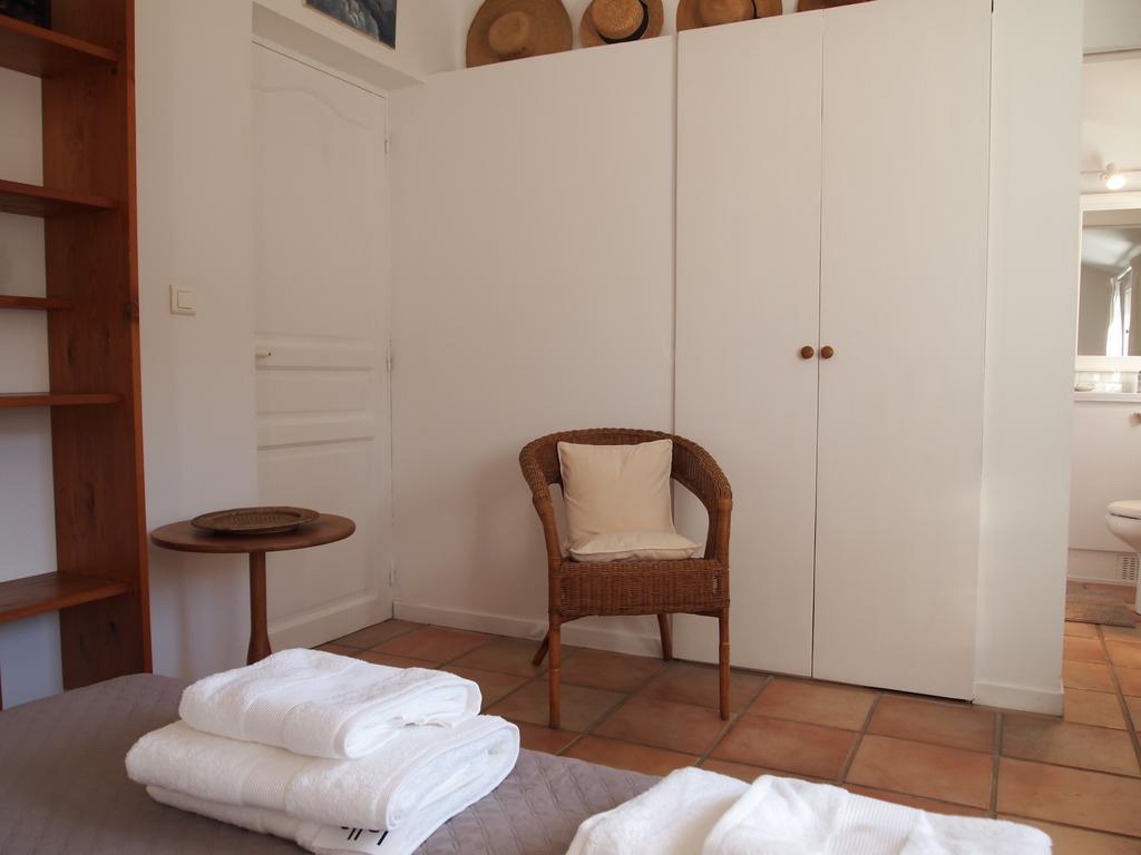 La Tangana Bed and Breakfast Rognes Buitenkant foto